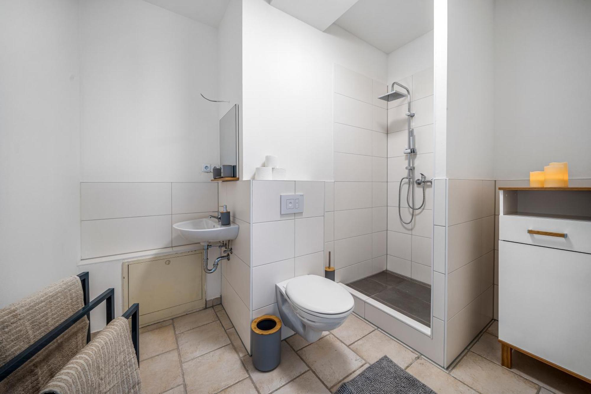Lehastays - Apartments Buckau 16A I Kueche I Smart Tv Mit Netflix I Toller Innenhof Maagdenburg Buitenkant foto