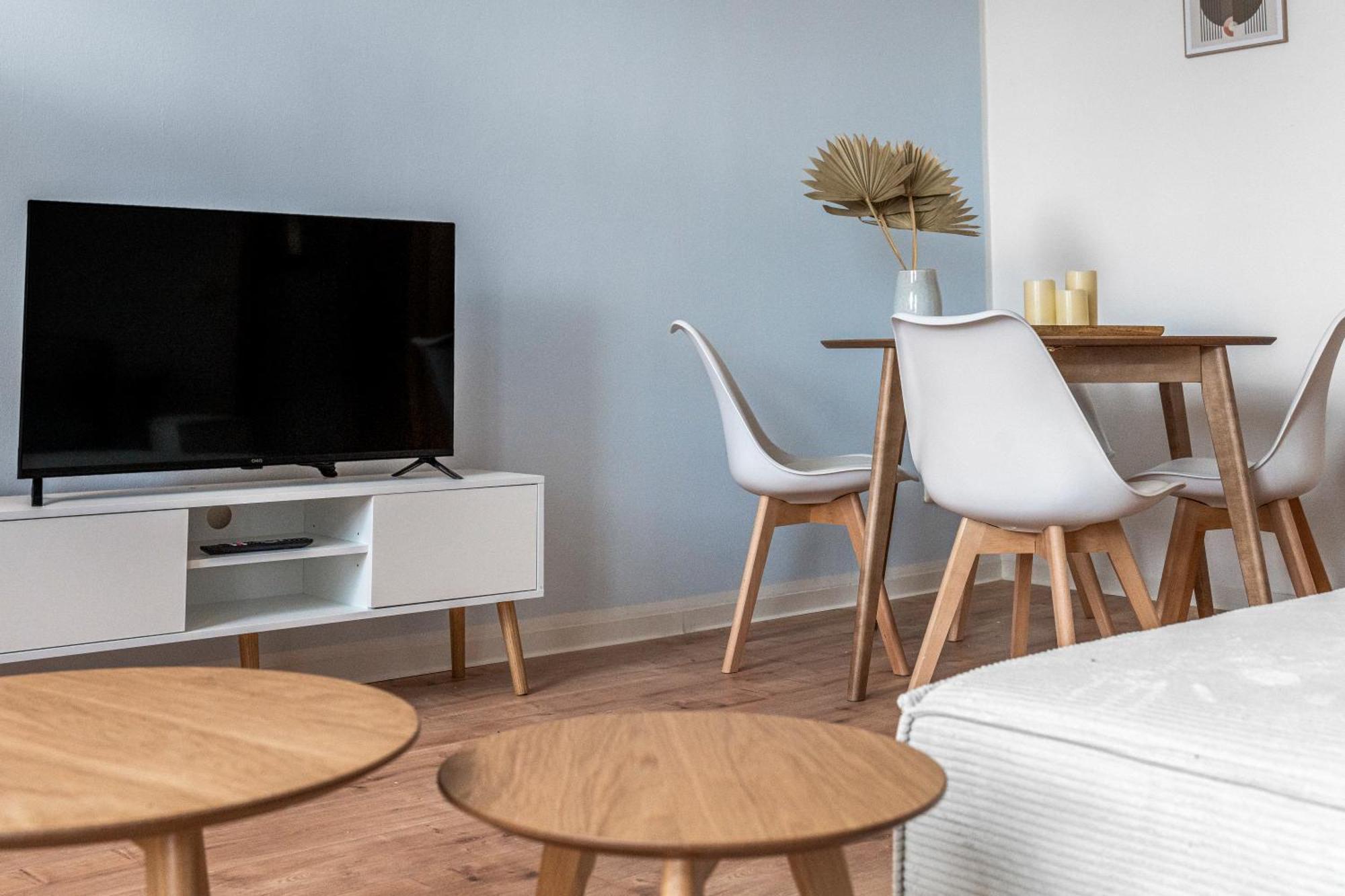 Lehastays - Apartments Buckau 16A I Kueche I Smart Tv Mit Netflix I Toller Innenhof Maagdenburg Buitenkant foto