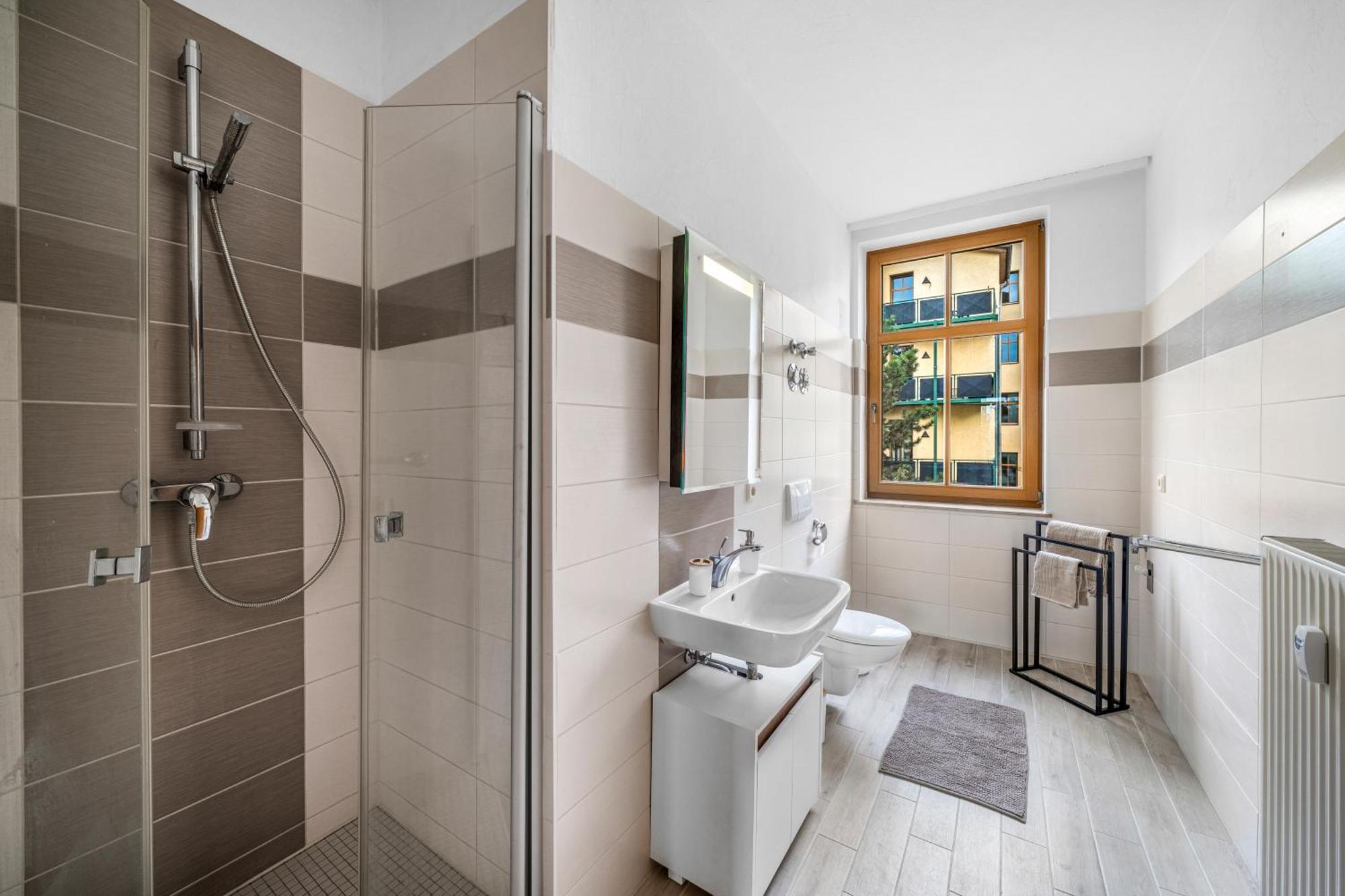 Lehastays - Apartments Buckau 16A I Kueche I Smart Tv Mit Netflix I Toller Innenhof Maagdenburg Buitenkant foto